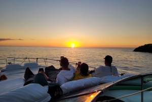 Puerto Rico, Gran Canaria: Boat Tour with Tapas and Drinks