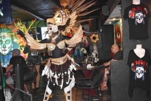 Puerto Vallarta: Cabaret Show with Cocktails & Costumes