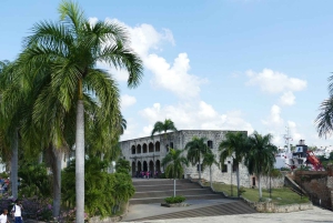 Punta Cana: Experience the essence of Santo Domingo with lunch and a visit to the Colonial Zone