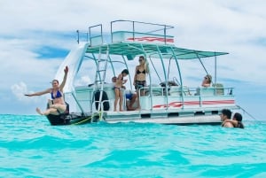 Punta Cana: Party Boat Booze Cruise with Hotel Transfers