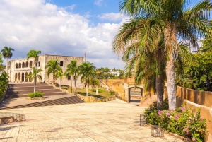 Punta Cana: Santo Domingo Dagsutflykt med biljetter och lunch