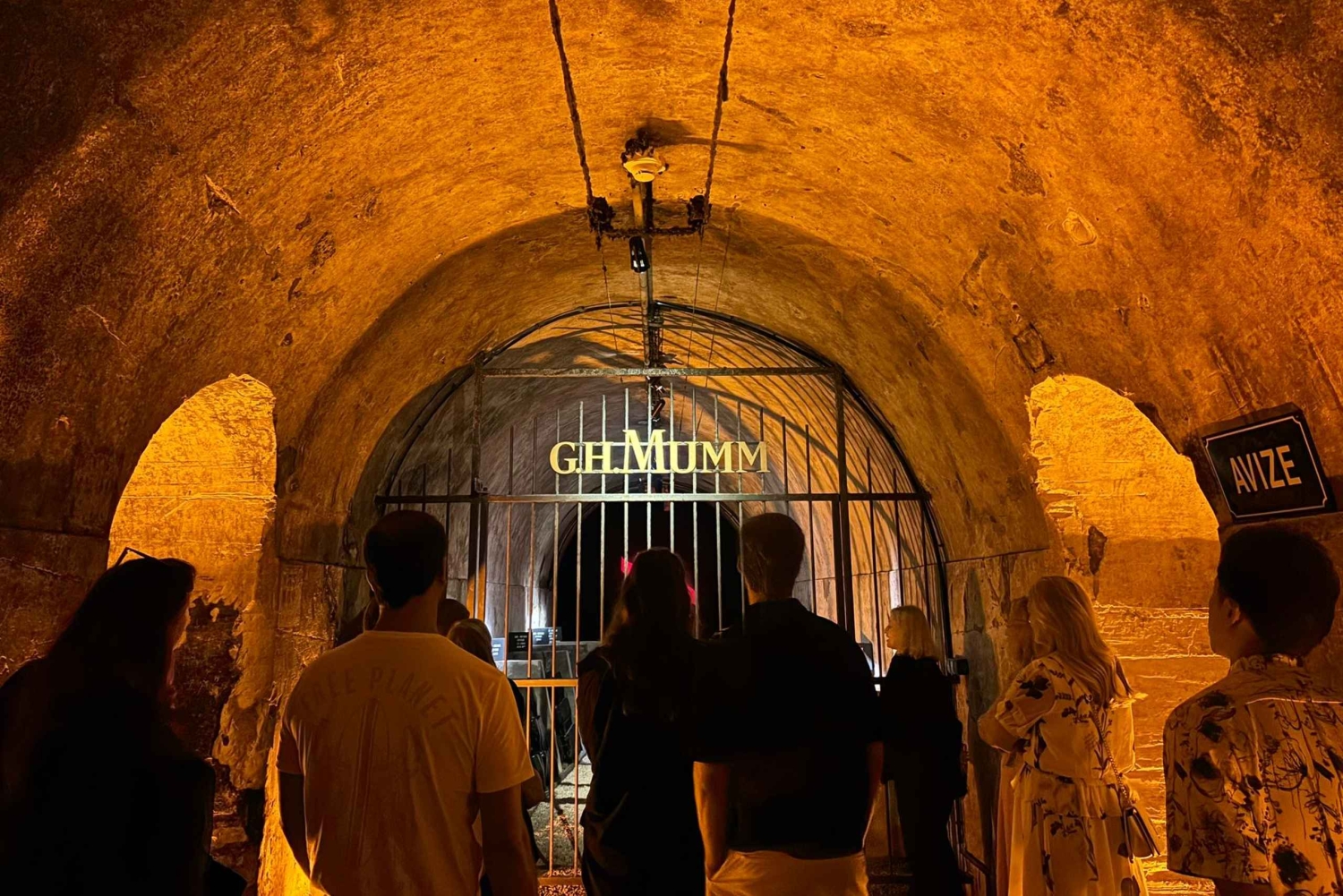 Реймс: Дом шампанских вин Mumm, посещение винодельни с обедом