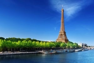 Reserved Access Eiffel Tower Tour Trocadero & Champagne