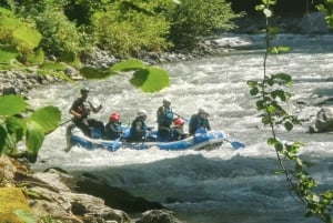 サモエン：フランスアルプスでのホワイトウォーターラフティングツアー