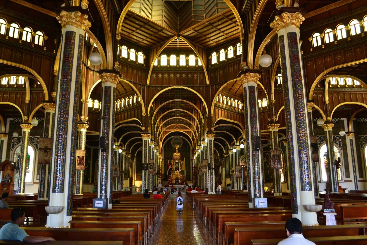 San Jose: Irazú Volcano, Cartago City & Orosi Valley Tour