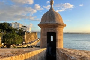 San Juan: Old Town Sunset Walking Tour