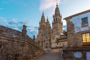Santiago: City Highlights Guided Walking Tour
