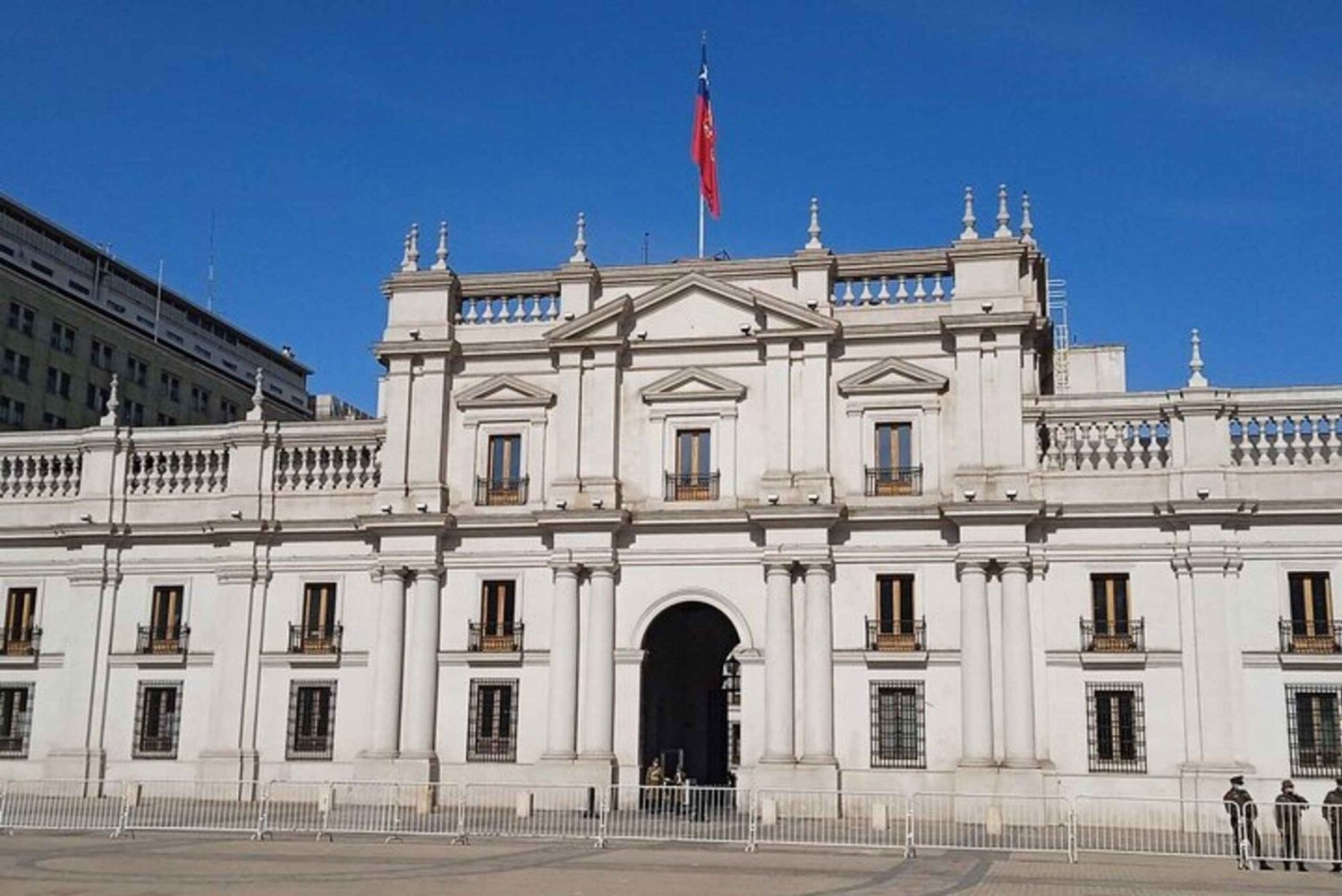 Santiago de Chile: Tour de medio día por la ciudad con gastronomía local