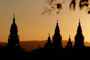Santiago de Compostela: legendarische rondleiding en galicisch diner