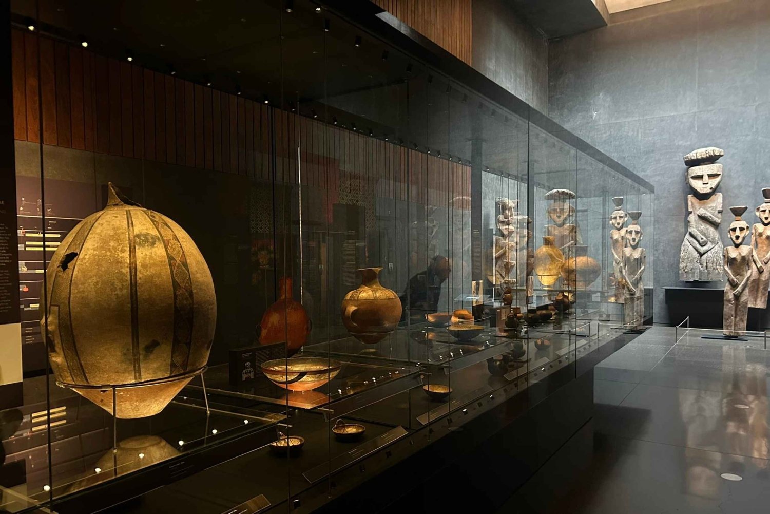 Santiago | La Moneda | Hoofdplein | Precolumbiaans Museum