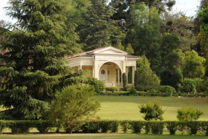 Santiago: Main Chilean Wineries Private Half-Day Tours