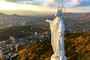 Santiago: privérondleiding door de stad met ritje in de kabelbaan