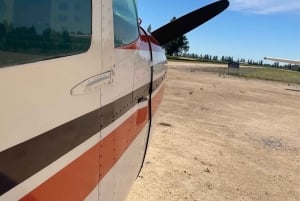 Santiago: Privatflyg till vingård med lunch och vin