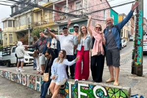 Santiago: Valparaíson, Viña del Marin ja Casablancan kiertoajelut.