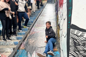 Santiago: Valparaíson, Viña del Marin ja Casablancan kiertoajelut.