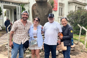 Santiago: Valparaíson, Viña del Marin ja Casablancan kiertoajelut.