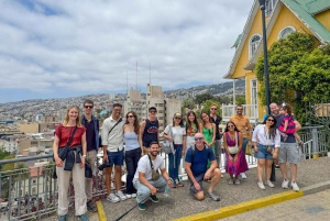 Santiago: Viña del Mar, Valparaiso & Casablanca Valley Tour