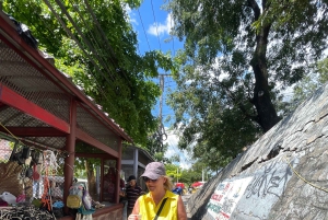 Santo Domingo: City Life Lunch & Transportation Tour