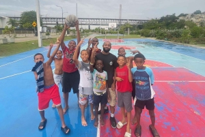 Santo Domingo: City Life Lunch & Transportation Tour