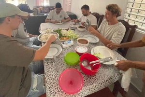 Santo Domingo: City Life Lunch & Transportation Tour