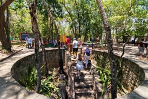 Stadsrundtur i Santo Domingo: Koloniala staden, Los Tres Ojos, lunch
