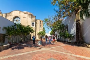 Stadsrundtur i Santo Domingo: Koloniala staden, Los Tres Ojos, lunch