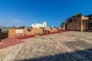 Stadsrundtur i Santo Domingo: Koloniala staden, Los Tres Ojos, lunch