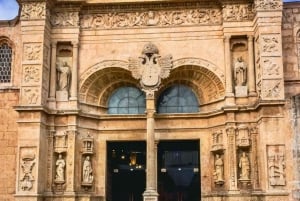Santo Domingo: Stadstur i den koloniala staden + dag på stranden i Boca Chica med lunch