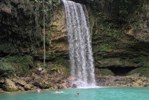 Santo Domingo: Los Tres Ojos & Waterfall Tour
