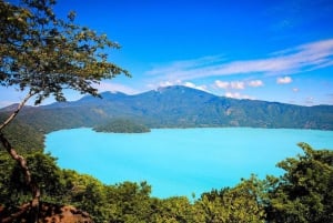 TOUR CERRO VERDE-VOLCANO IZALCO AND LAKE COATEPEQUE