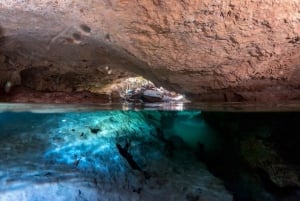 Tulum: Ruins, Cenote and Turtle Snorkel Day Trip with Lunch