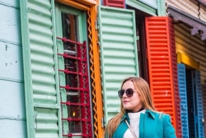 ラ・ボカとカミニートのウォーキング撮影ツアー