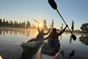 Xochimilco : lever du soleil en kayak à Mexico