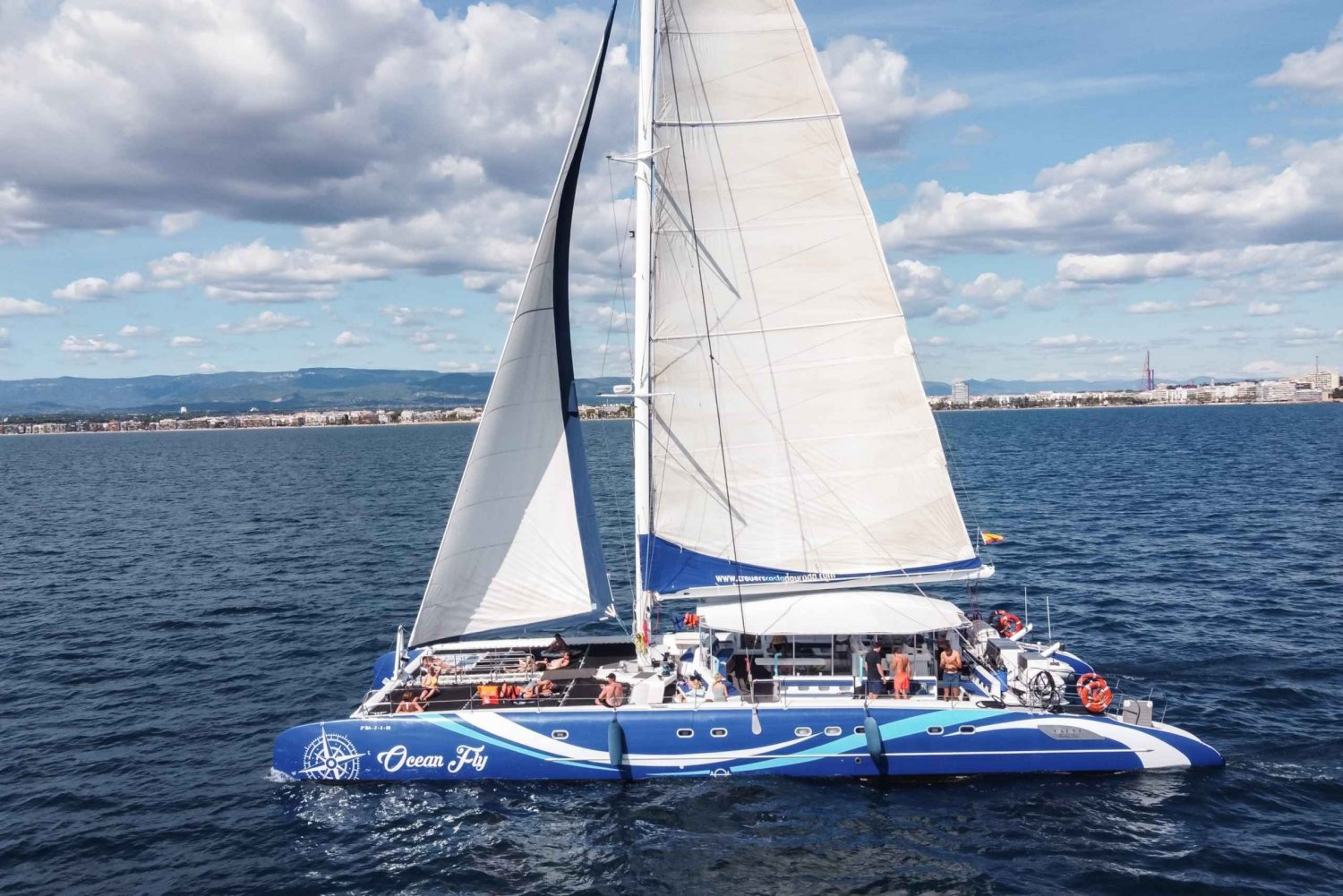 Cambrils: Costa Daurada Sail Catamaran Cruise