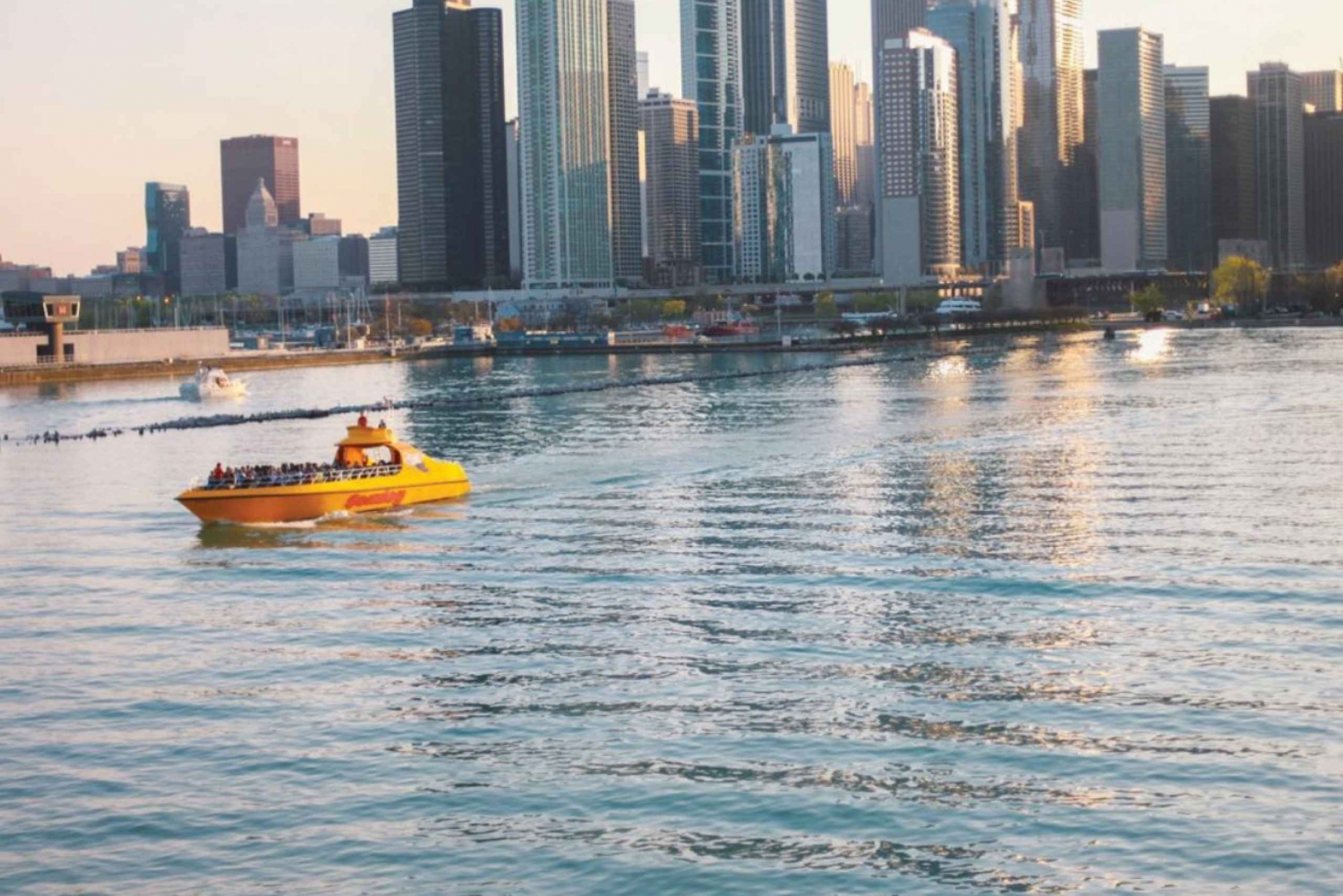 Chicago: 75-minütige Architekturrundfahrt mit dem Schnellboot
