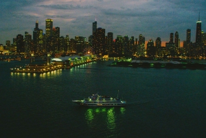 Chicago: Christmas Eve Gourmet Dinner Cruise Lake Michigan
