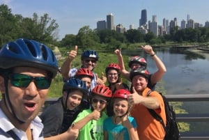 Chicago: Downtown Family Food Tour pyöräillen ja kiertoajelulla.