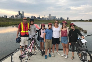 Chicago: Tour gastronómico familiar en bicicleta por el centro de la ciudad con visitas turísticas