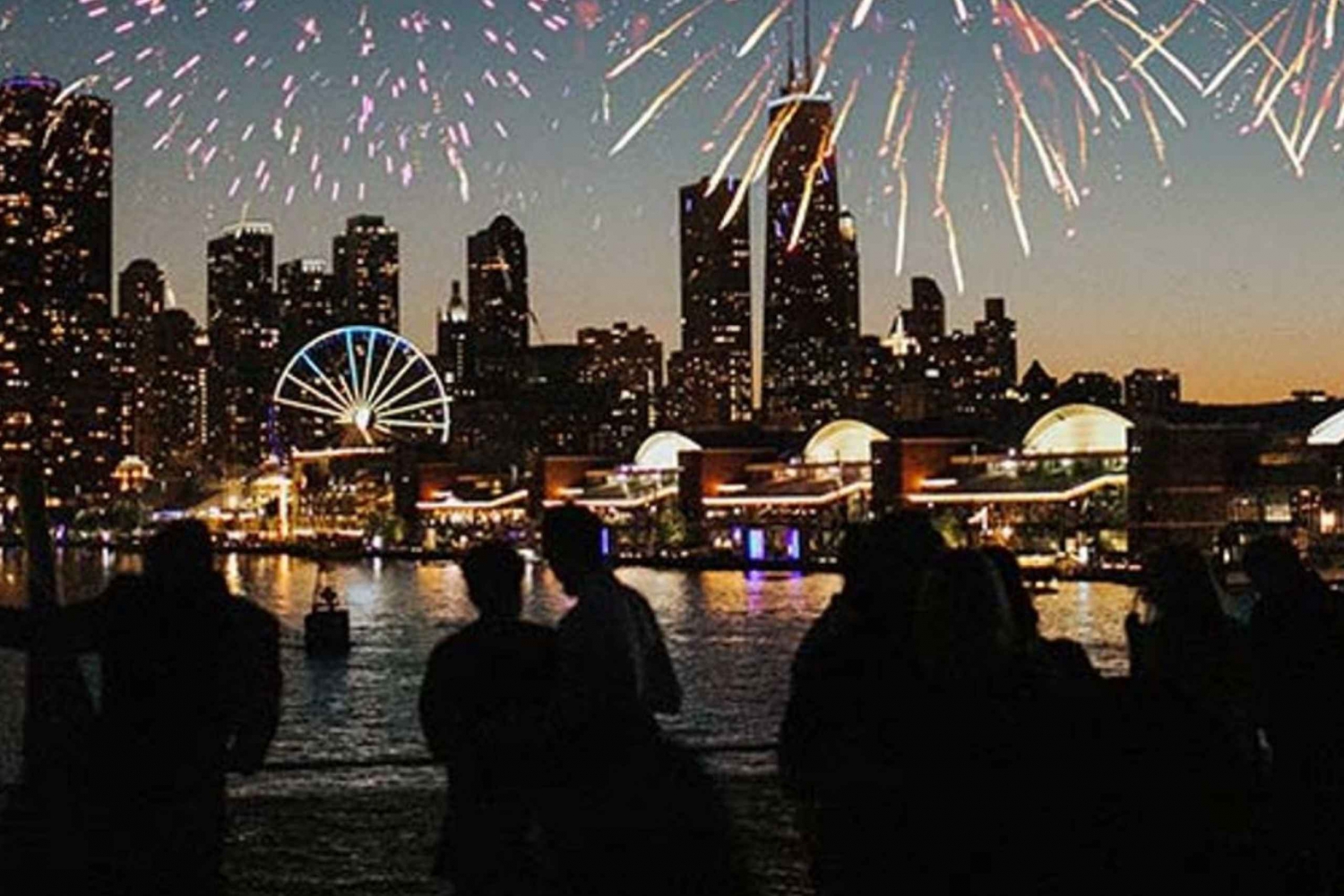 Chicago: dinercruise met vuurwerkbuffet op Lake Michigan