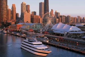 Chicago: Fyrværkeri Gourmet Dinner Cruise på Lake Michigan