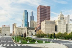 Chicago: Hop-on Hop-off Sightseeing Tour by Open-top Bus