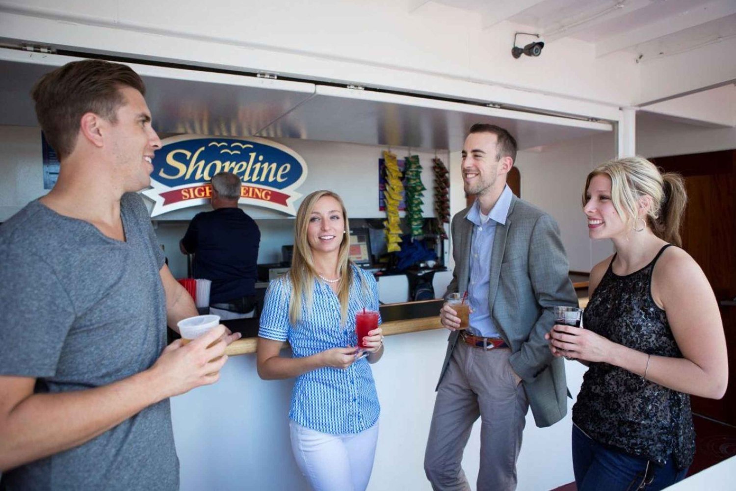 Chicago: Lake Michigan Evening Cruise with Drink