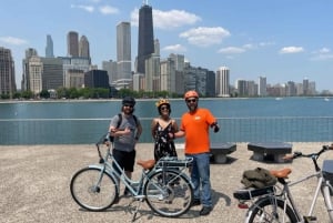 Chicago: E-Bike-Tour entlang der Uferpromenade, durch Parks und zu Museen