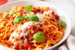 Chicago: Lekcja gotowania makaronu w lokalnej destylarni