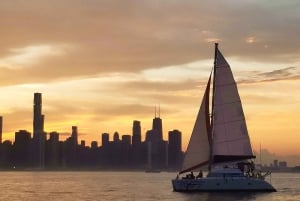 Chicago: Navegación privada en catamarán para hasta 12 personas