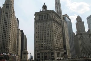 Chicago River: 1,5 uur durende begeleide architectuurrondvaart per rivierboot
