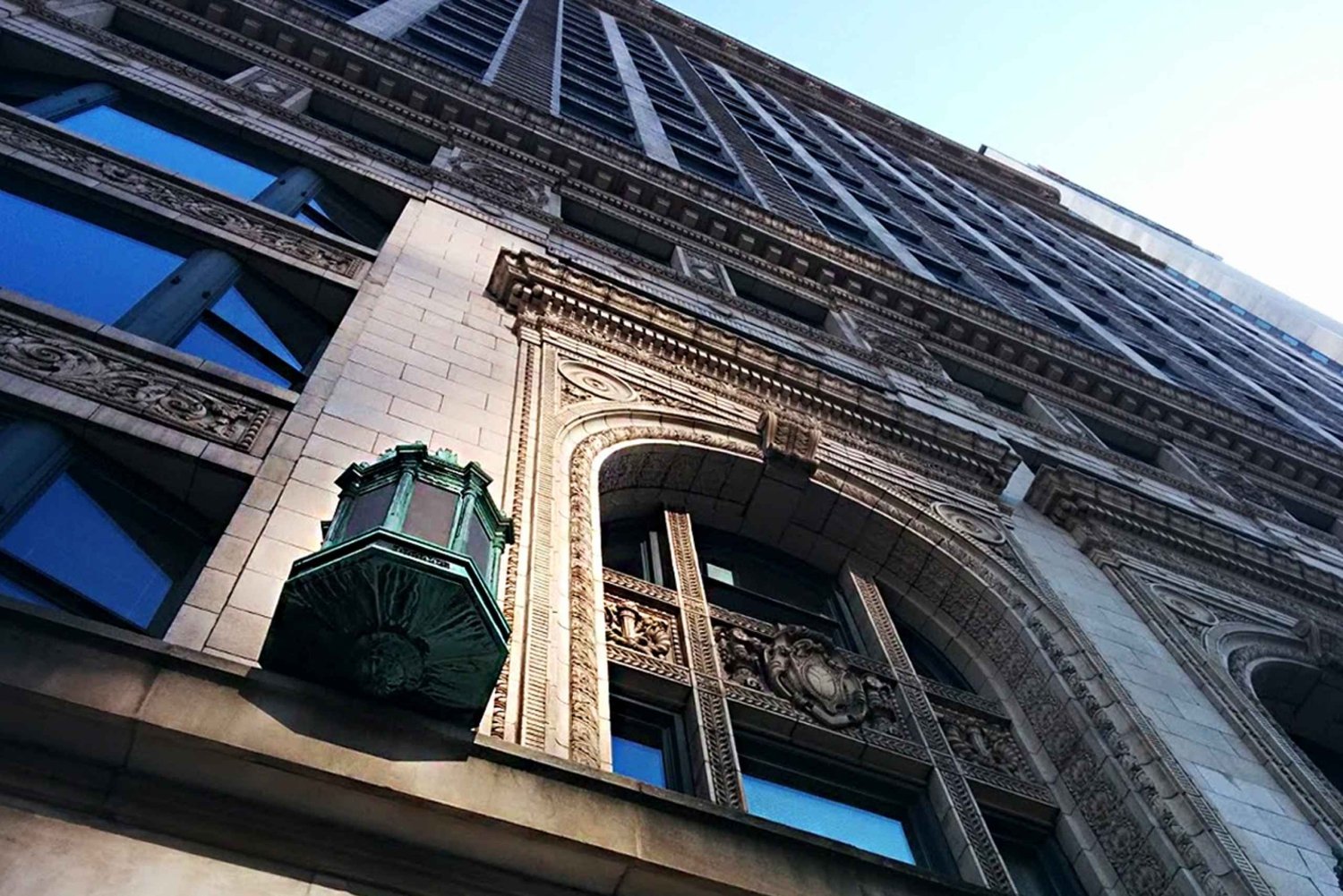 Chicago: Ryczące lata 20., Art Deco i piesza wycieczka gangsterów