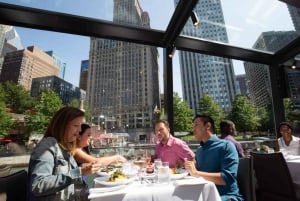 Chicago: Thanksgiving Gourmet Lunch Cruise on Chicago River