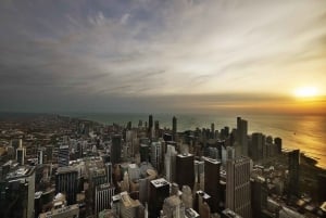 Chicago: Willis Tower Skydeck and The Ledge Ticket