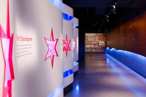 Chicago: Willis Tower Skydeck and The Ledge Ticket